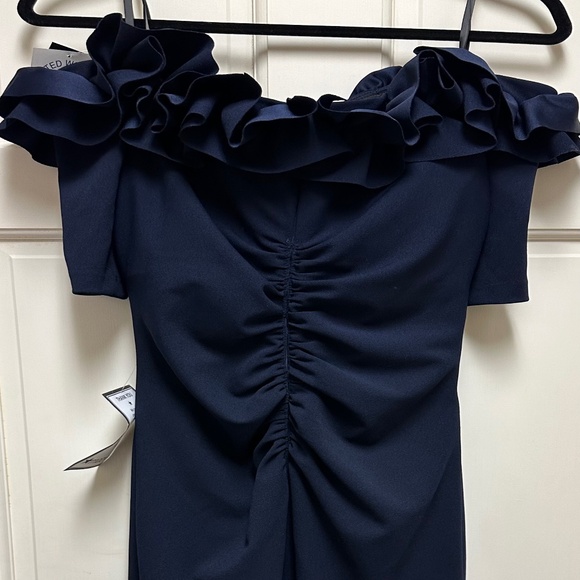 XSCAPE Navy Off Shoulder Long Gown NWT - Picture 5 of 7